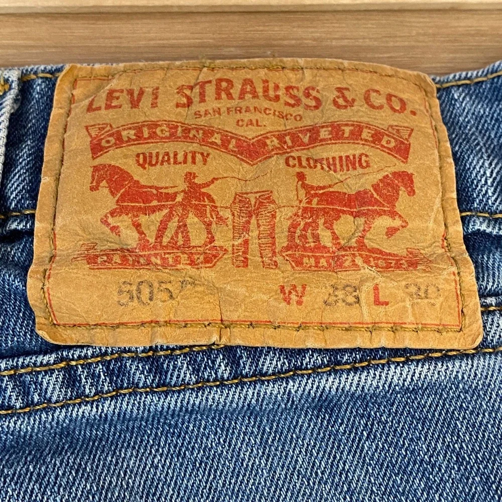 Levis 505 Regular Fit Blue Denim Jeans Mens 38x28 Medium Wash 00505-2103